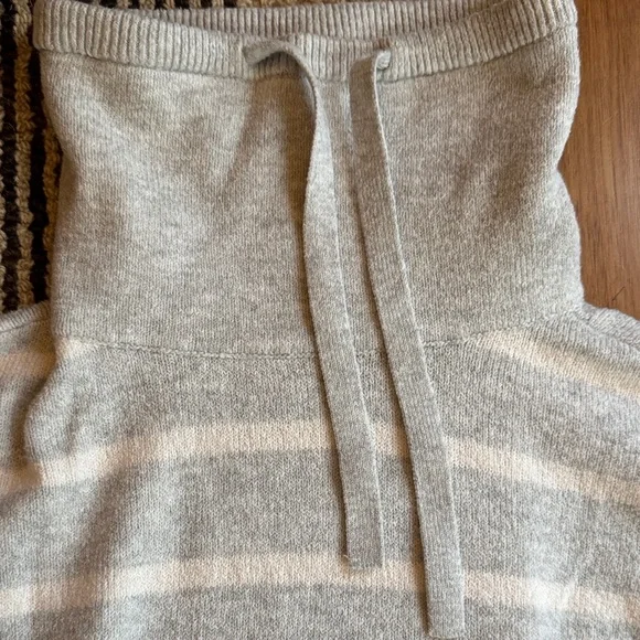 LOFT Gray and White Striped Turtleneck Sweater - Picture 3 of 5